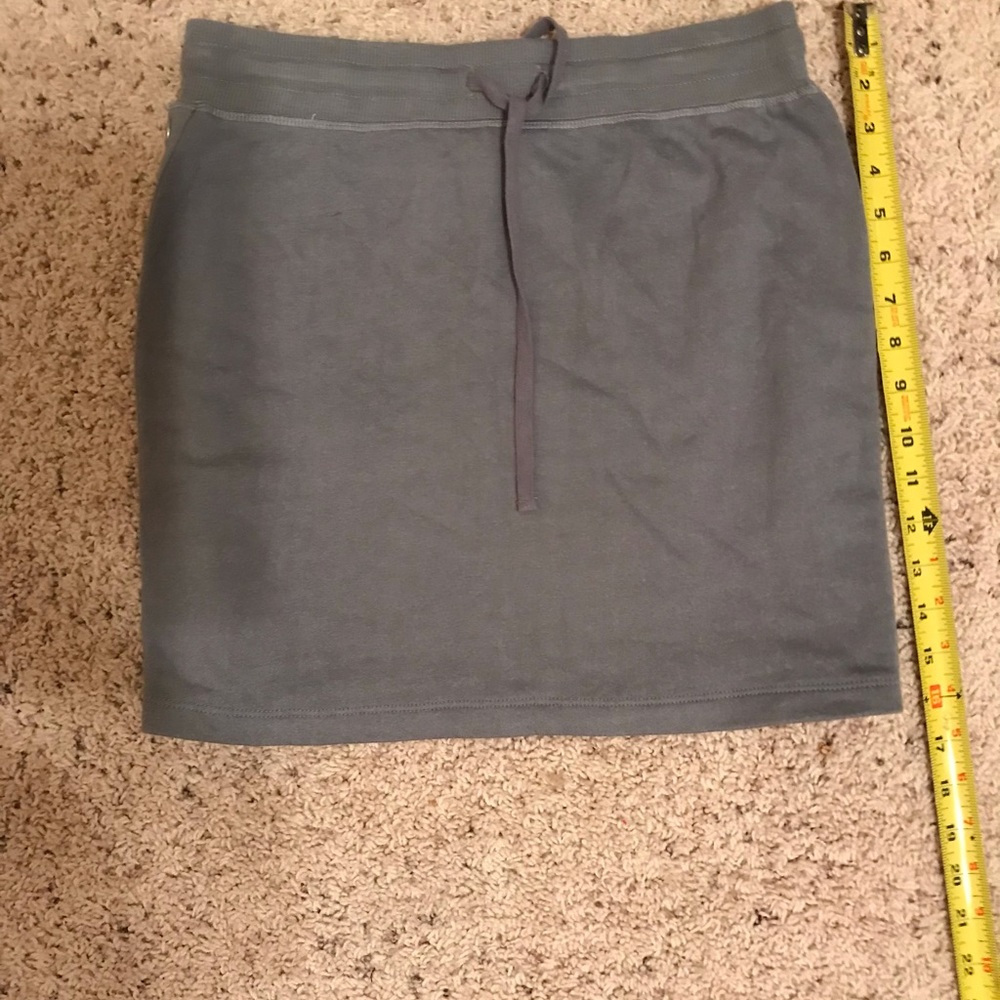 Shirt and skirt set - Picture 10 of 12